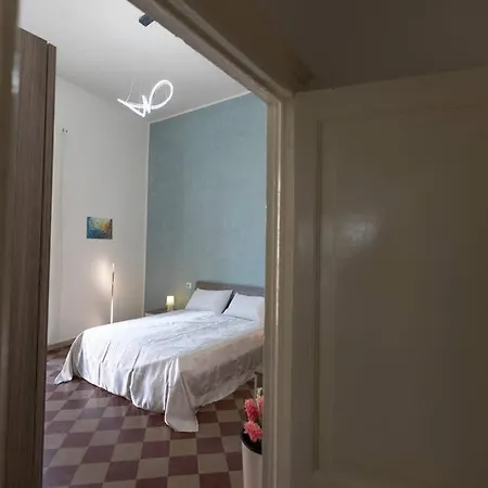 Anticitera Lejlighed