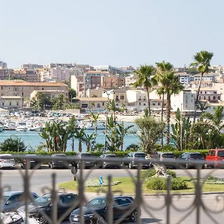 Anticitera * Syracuse