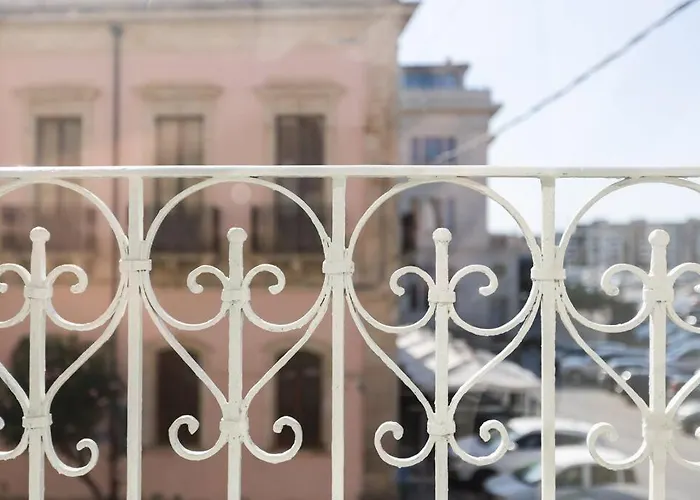 Anticitera Apartman *